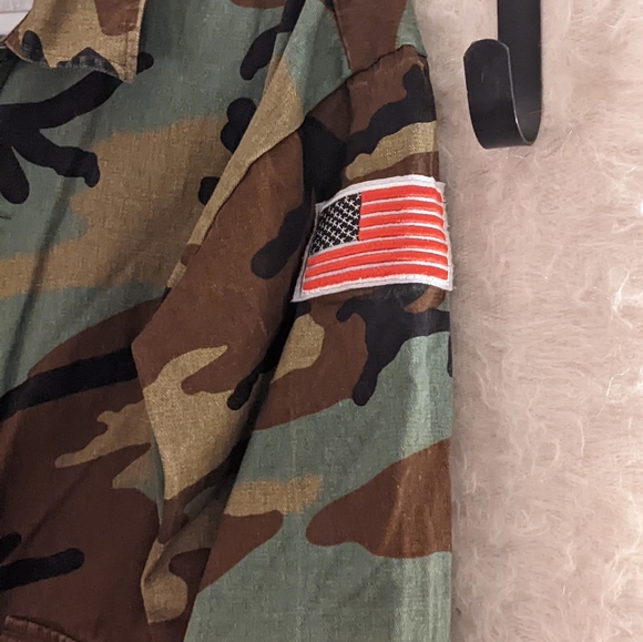 Camo Shacket - Picture 2 of 4